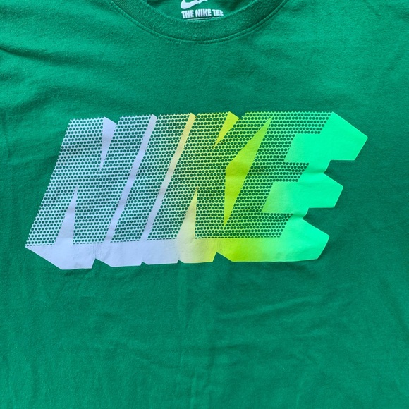 Green with multicolor “ Nike “ TShirt Sz XL - Picture 2 of 4
